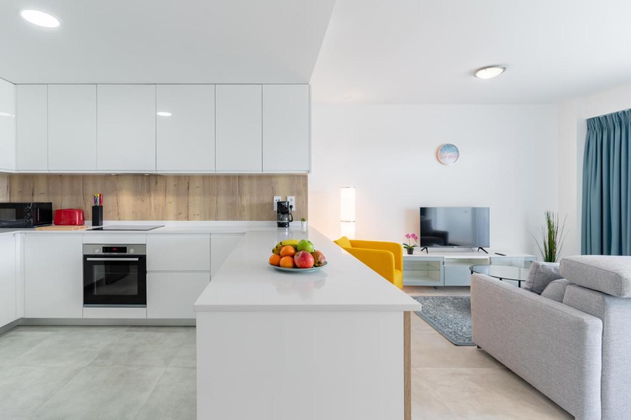 Cosy And Centrally Located Apartment In Estepona Kültér fotó
